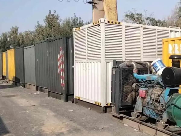 萧山200KW柴油发电机机组每小时油耗是多少？